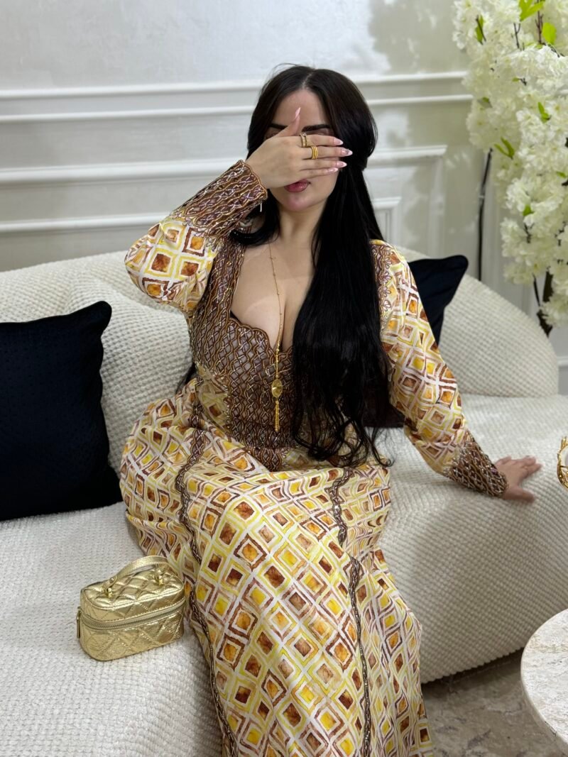 ⁦الملكة⁩ - الصورة ⁦3⁩