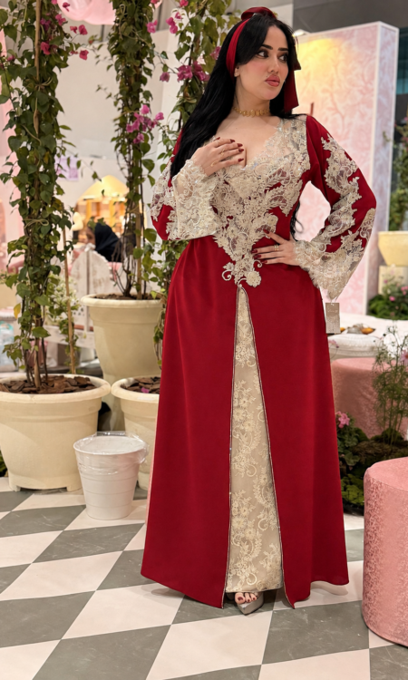 Ready to wear | تسليم فوري